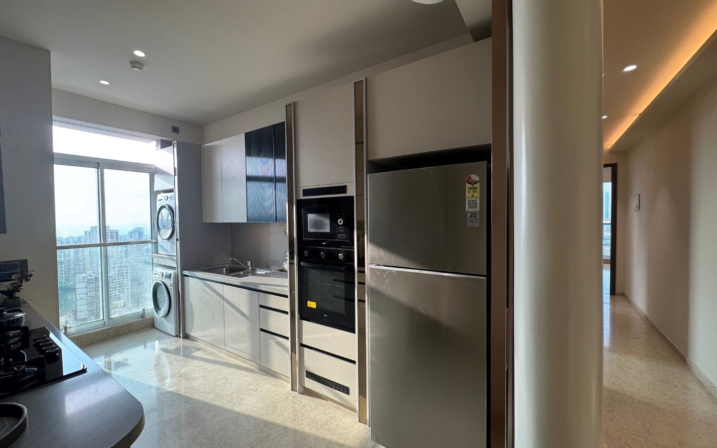 Ready-to-Move 3 BHK Luxury Apartment in Byculla West, South Mumbai 02 Ready-to-Move 3 BHK Luxury Apartment in Byculla West, South Mumbai