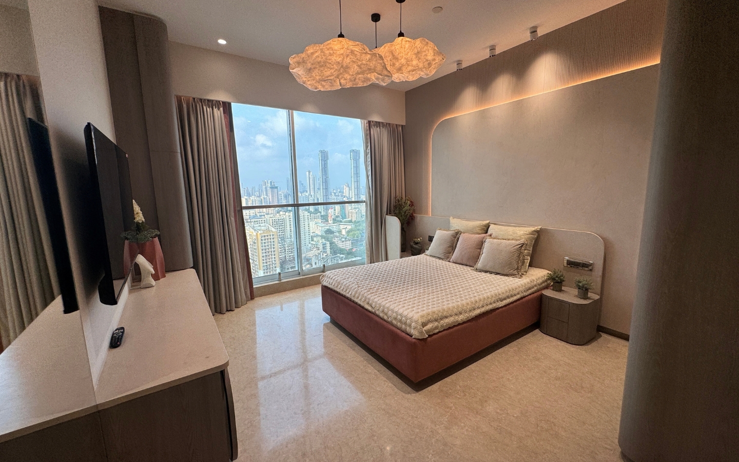 Ready-to-Move 3 BHK Luxury Apartment in Byculla West, South Mumbai 06 Ready-to-Move 3 BHK Luxury Apartment in Byculla West, South Mumbai