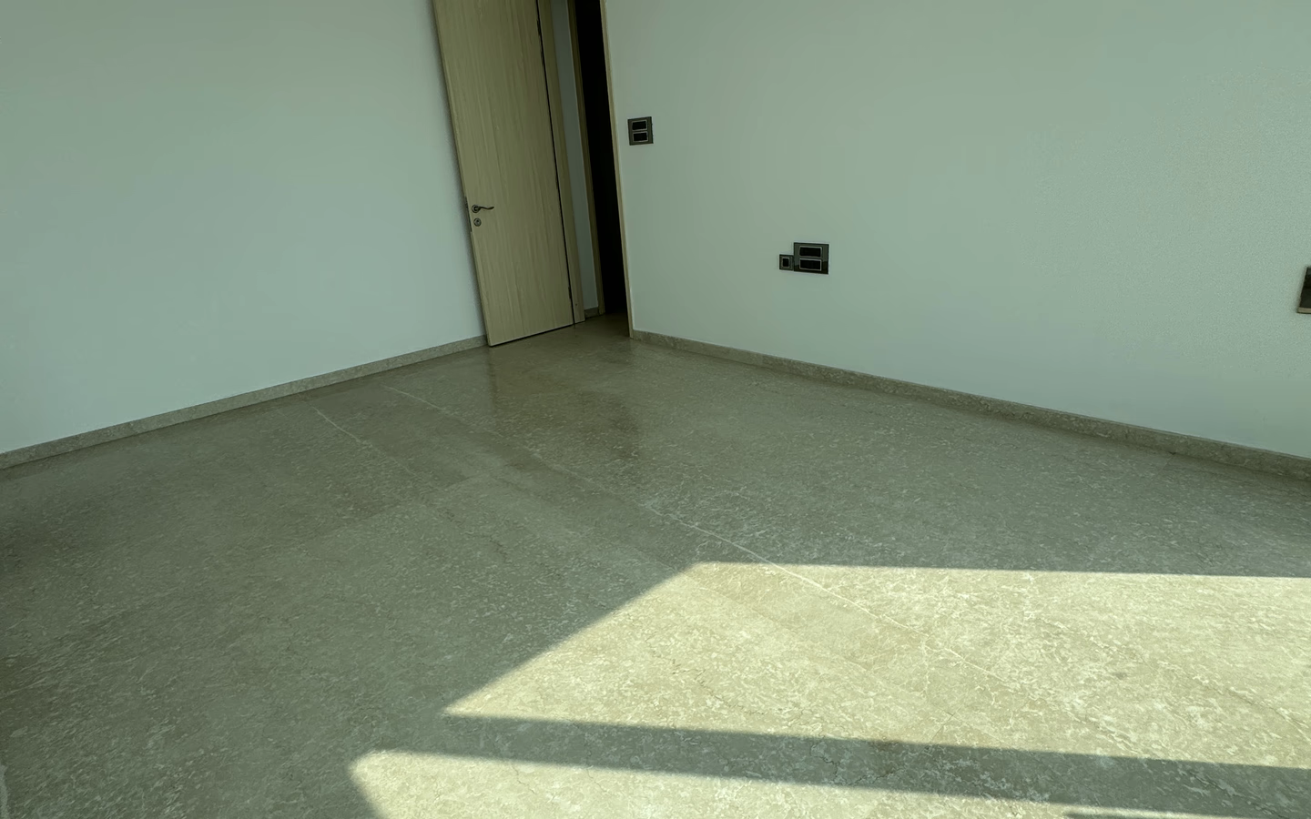3 BHK for rent in Monte South, Byculla West - study room